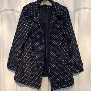 Weatherproof rain jacket